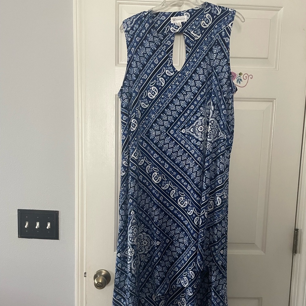 Rafaella Maxi Size 1X high low blue white geometrical print dress with hanky hem